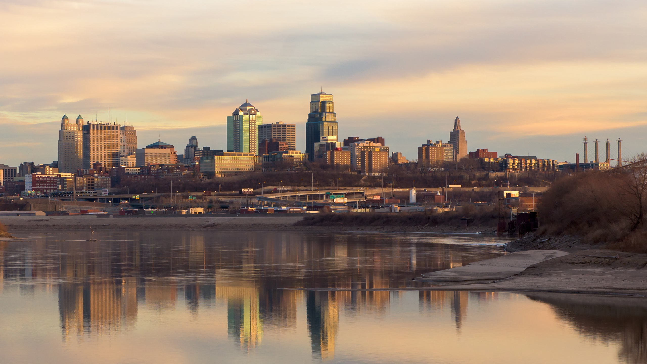 A Total New Media Stock Photo - Call Total New Media - (833) 220-ERIC - (833) 220-3742